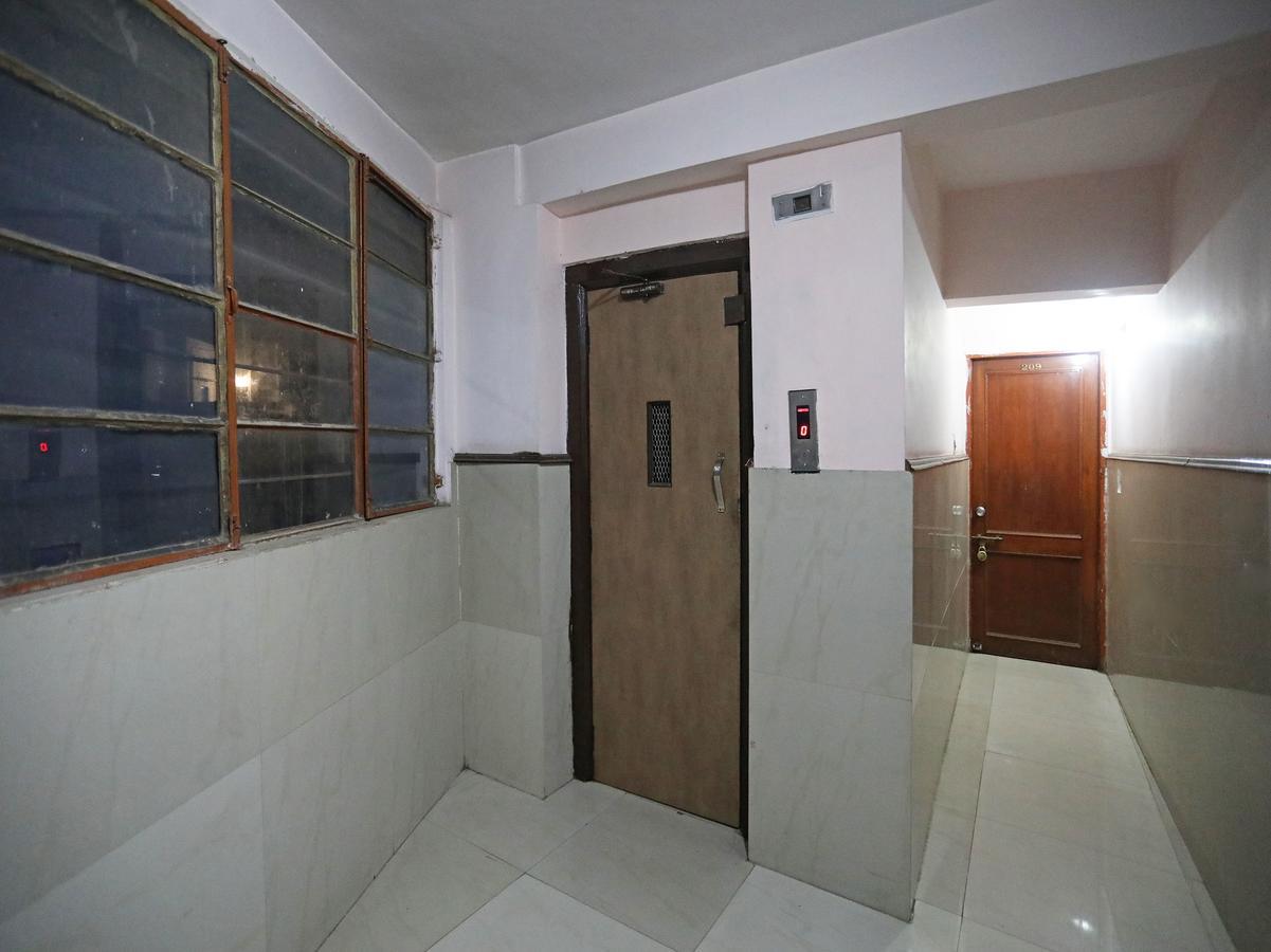 Oyo 9713 Hotel Regency Ádzsmir Kültér fotó