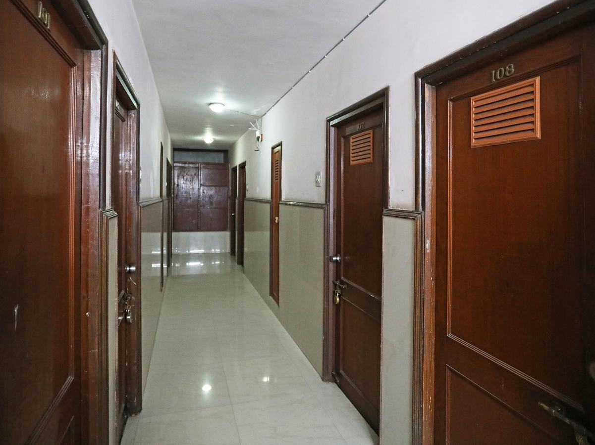 Oyo 9713 Hotel Regency Ádzsmir Kültér fotó