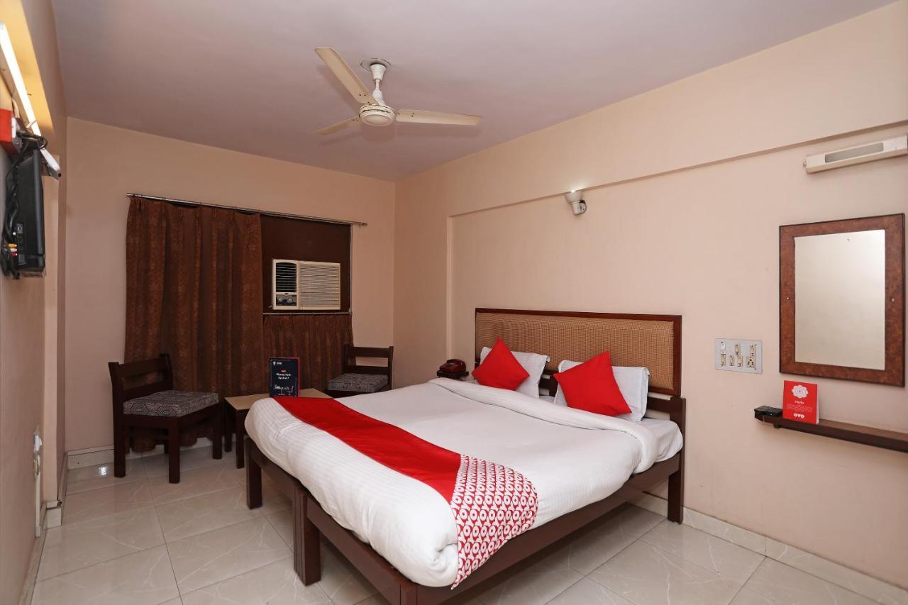 Oyo 9713 Hotel Regency Ádzsmir Kültér fotó