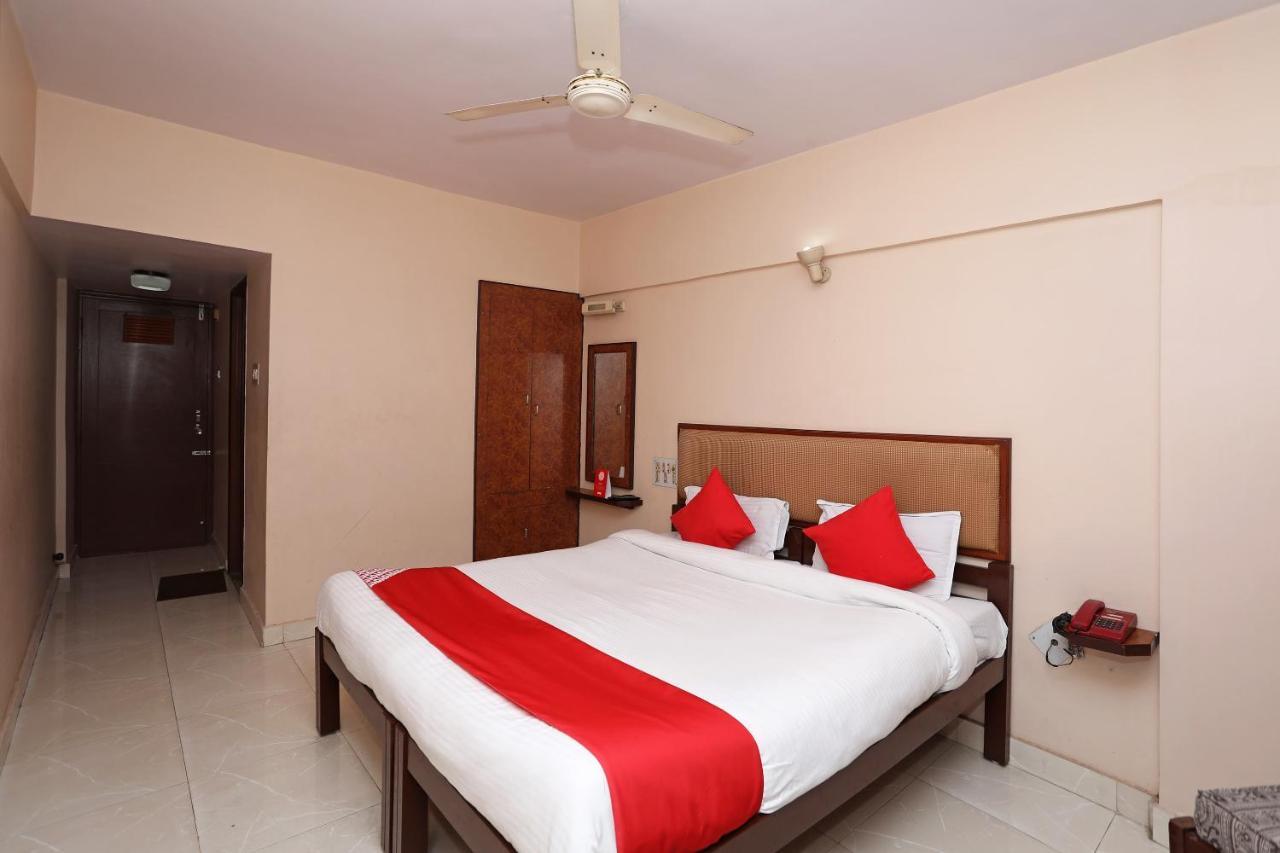 Oyo 9713 Hotel Regency Ádzsmir Kültér fotó
