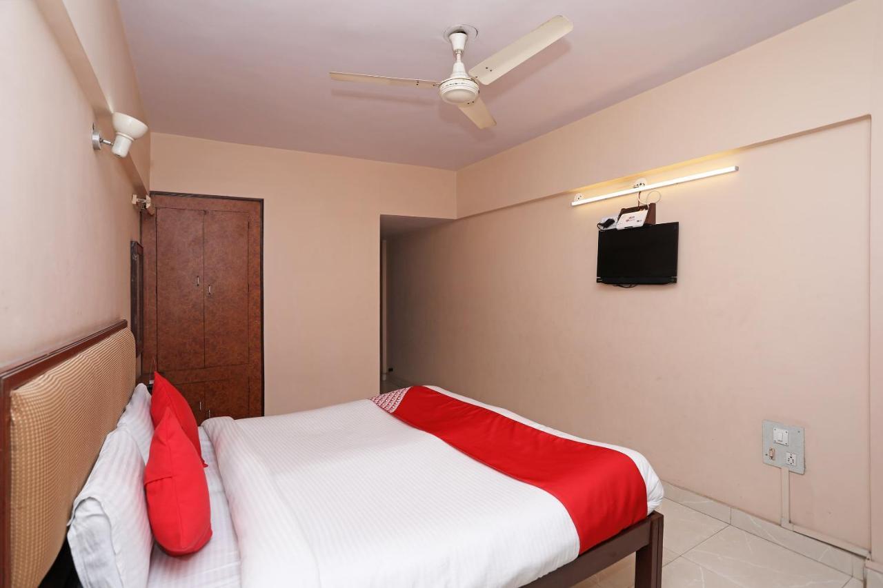 Oyo 9713 Hotel Regency Ádzsmir Kültér fotó